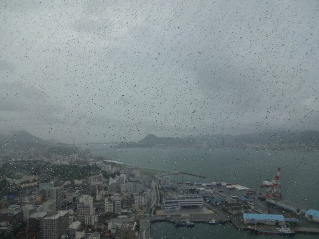台風8号が接近中です!! 海峡ゆめタワー